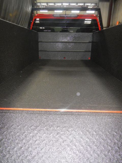 Sprayed-on protective bed liner finish