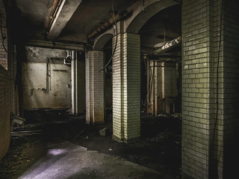 Industrial polyurea coating for basement waterproofing and containment