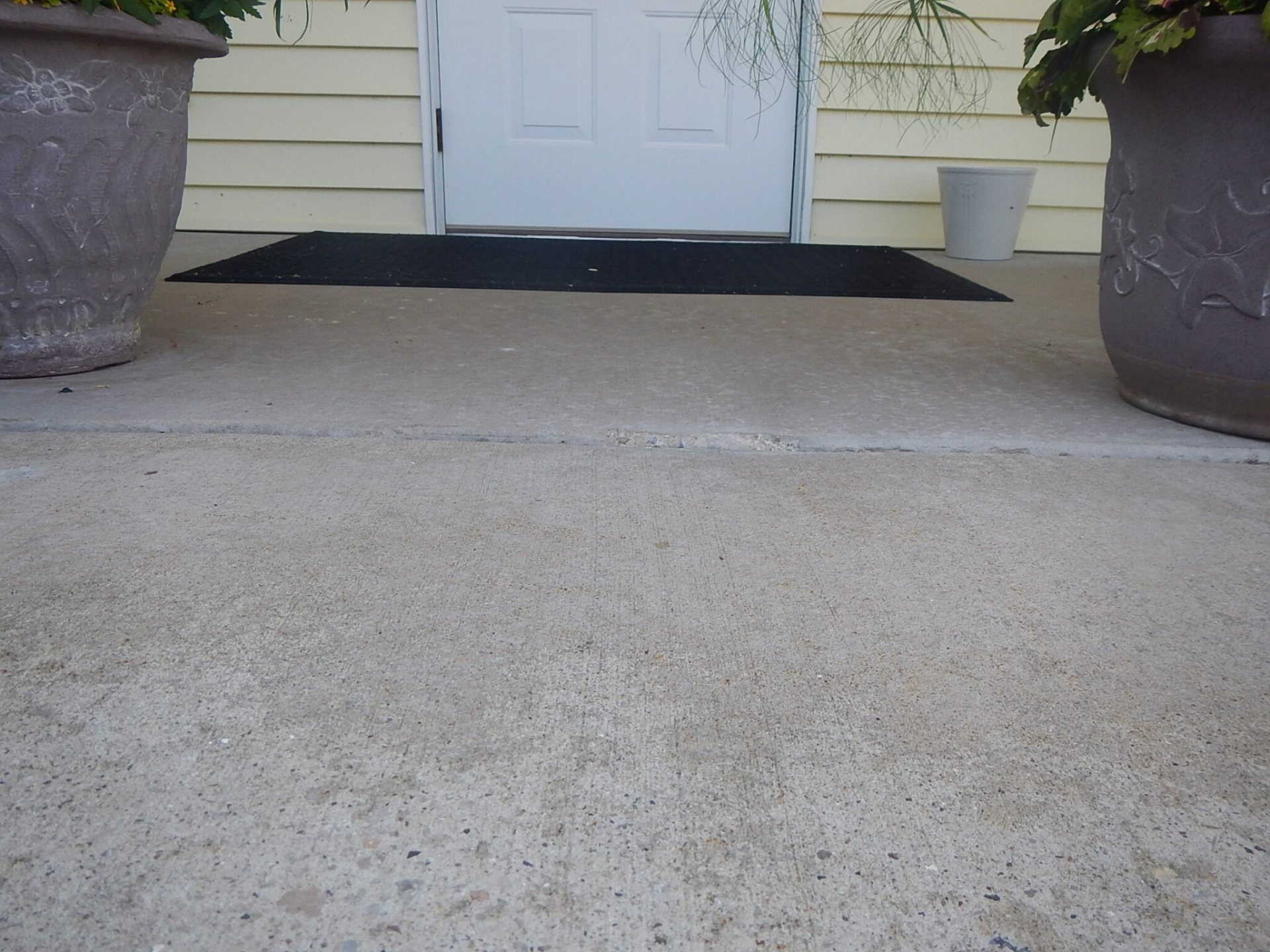 Concrete slab fully leveled after polyurethane foam injection