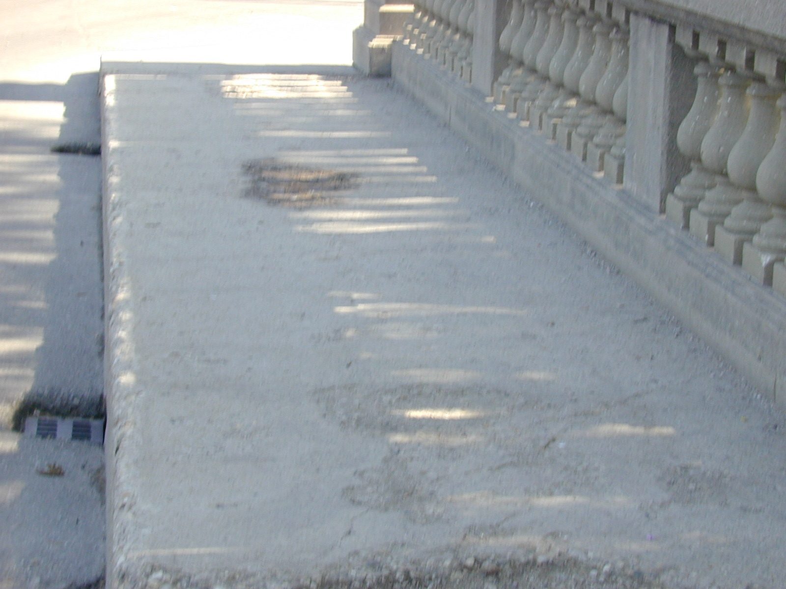 Polyurea-coated concrete deck and balustrade on the Green Lake dam bridge
