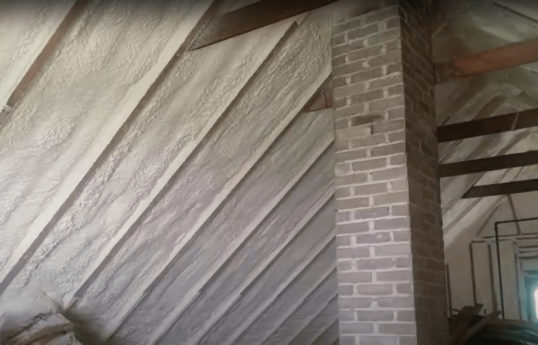 Spray Foam Vs. Fiberglass: What Contractors Need to Know